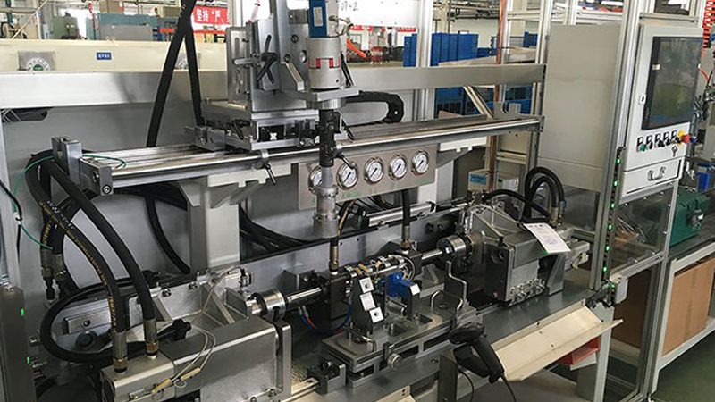 冲压机械手选型：如何规避常见误区，确保高效生产